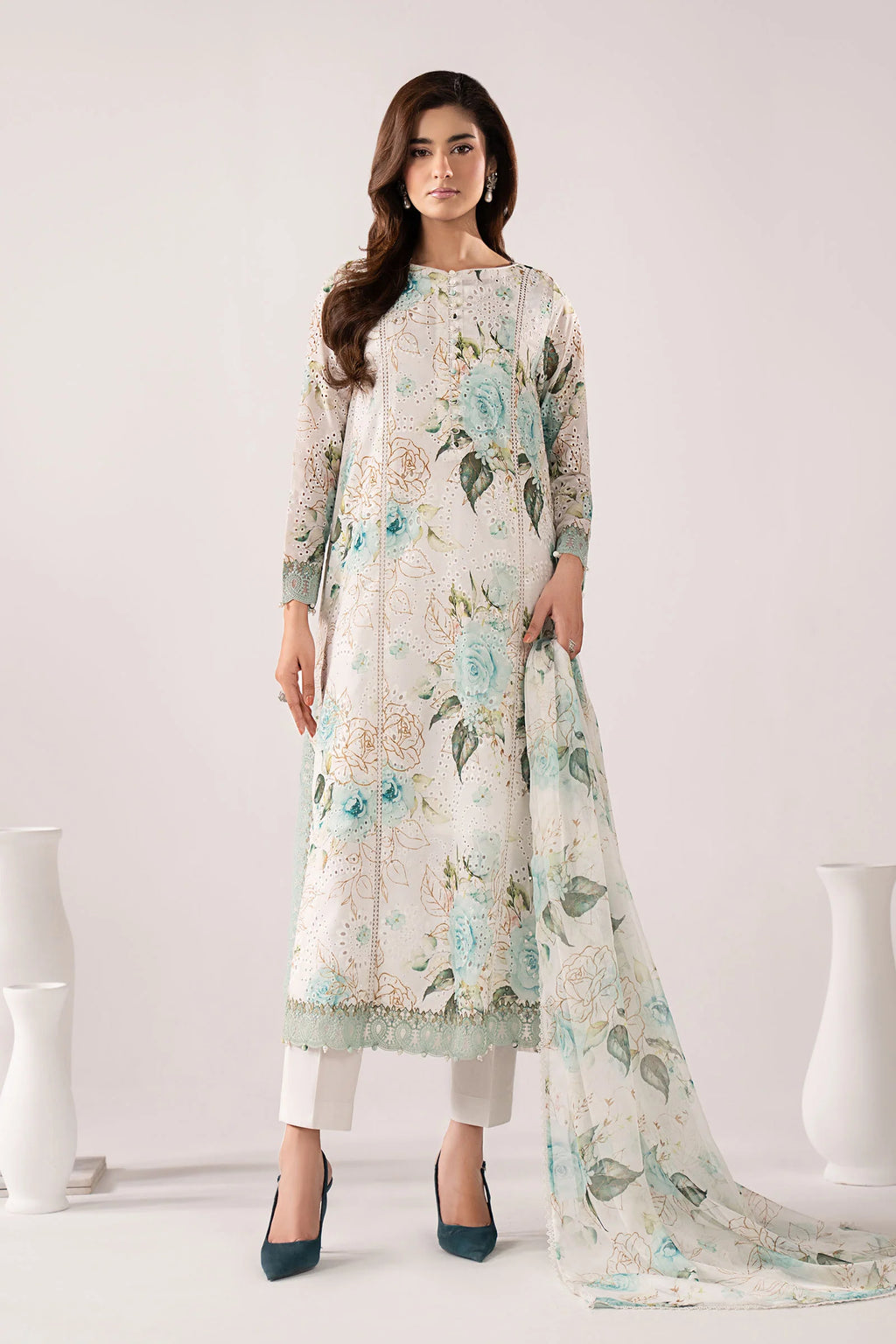 3 Piece Embroidered Lawn Suit